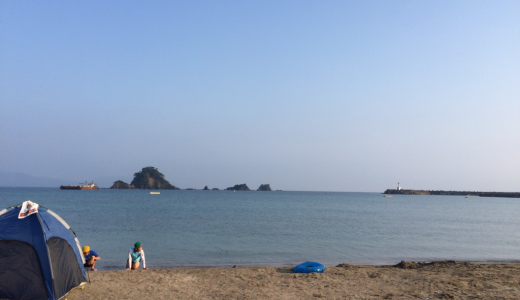 夏の定番「若狭和田海水浴場」は遠浅の海で子供も安心