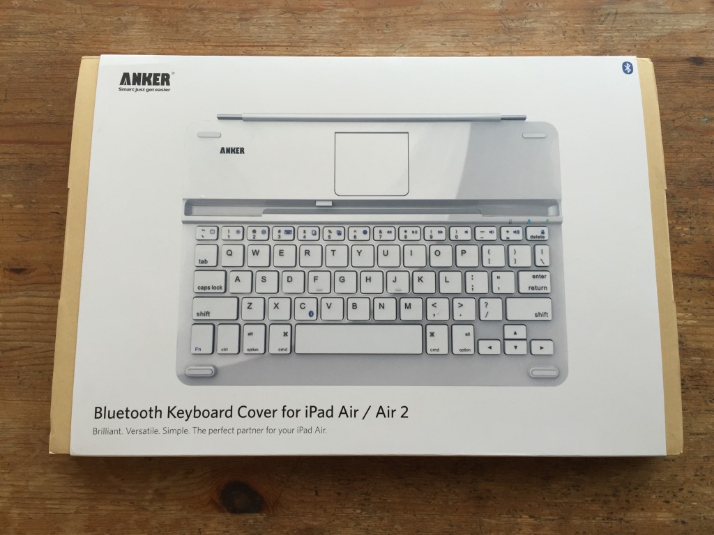 外出先でもブログを書きたいのでipad Air2用のキーボードカバーを購入